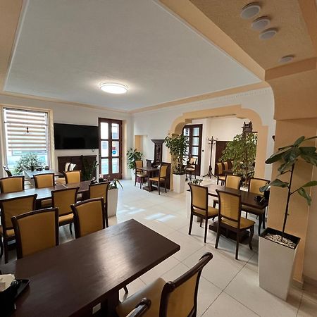 Vt6 House & Restaurant Bed & Breakfast Znojmo Ngoại thất bức ảnh