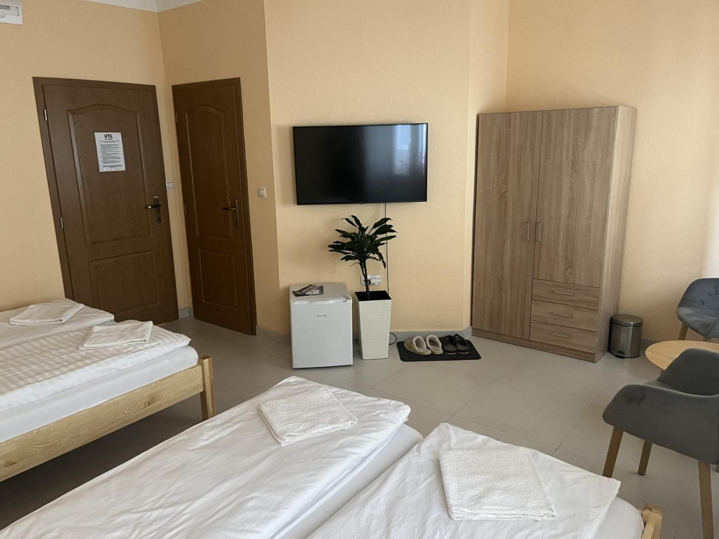 Vt6 House & Restaurant Bed & Breakfast Znojmo Ngoại thất bức ảnh