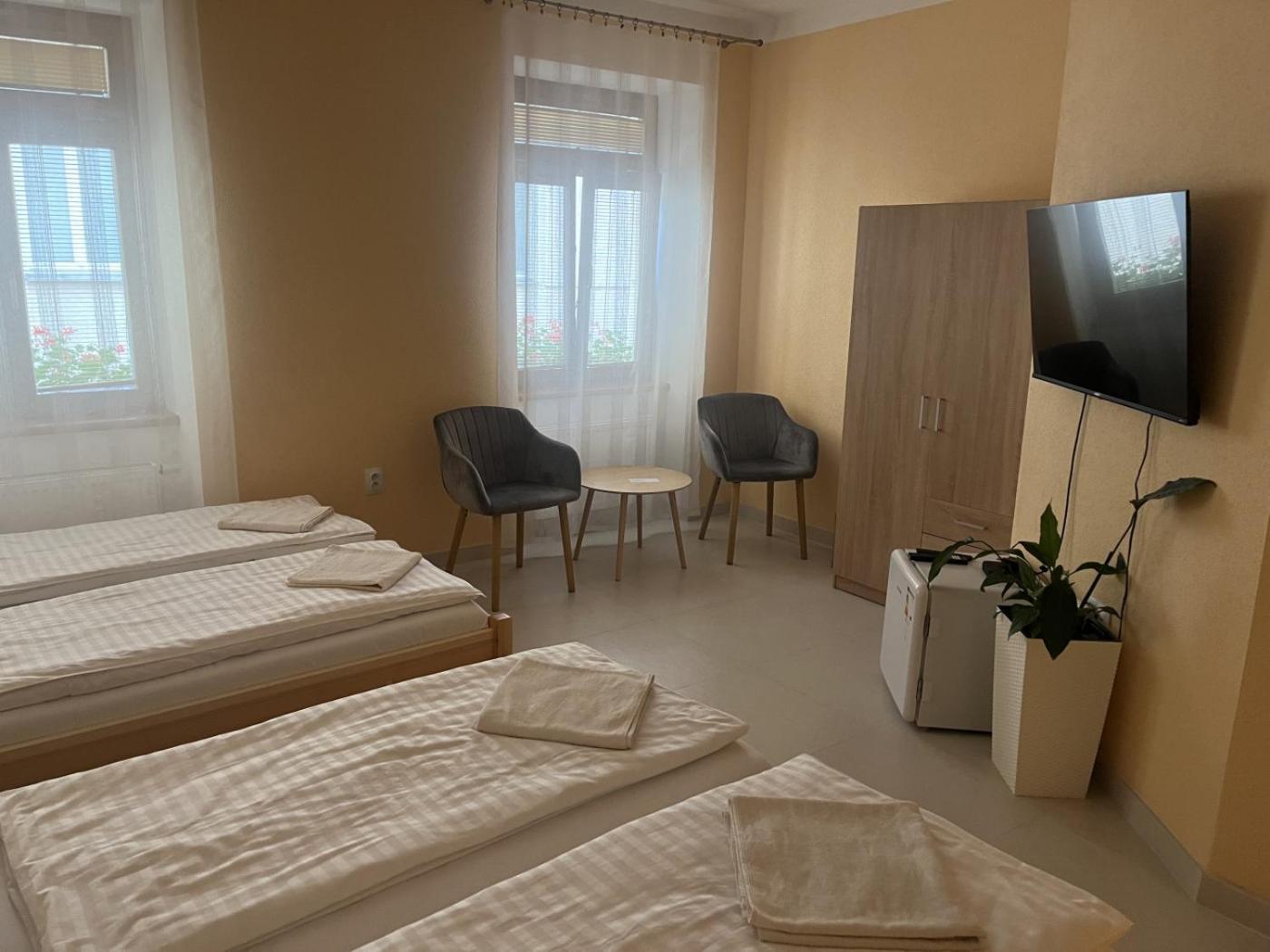 Vt6 House & Restaurant Bed & Breakfast Znojmo Ngoại thất bức ảnh